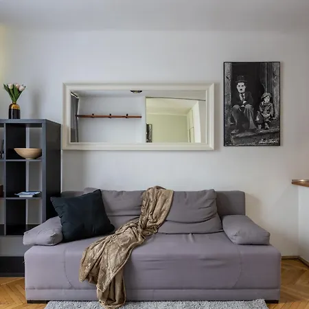 Urban - Great Location - Center - Zelazna * Warszawa